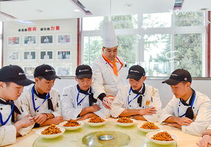 酒店餐饮管理实训课（二） 探索餐饮运营的核心与管理实践